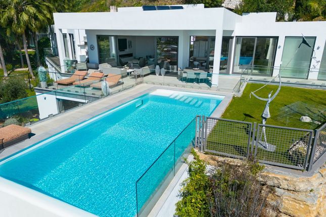 Villa for sale in La Quinta, Marbella Area, Costa Del Sol