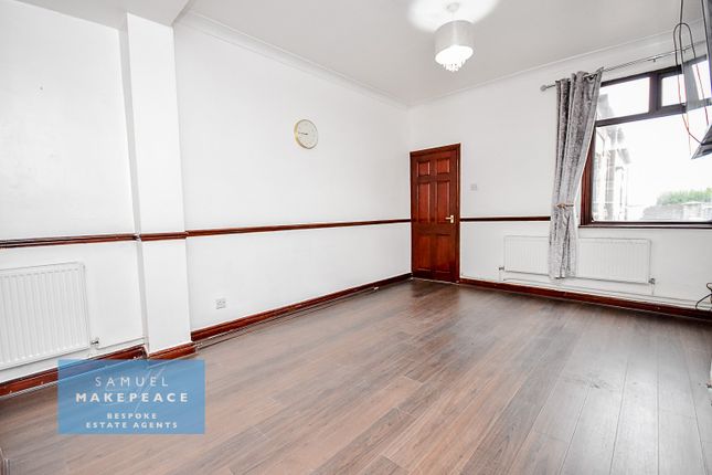 47 Buxton Street, Sneyd Green, Stoke-on-Trent photo 4