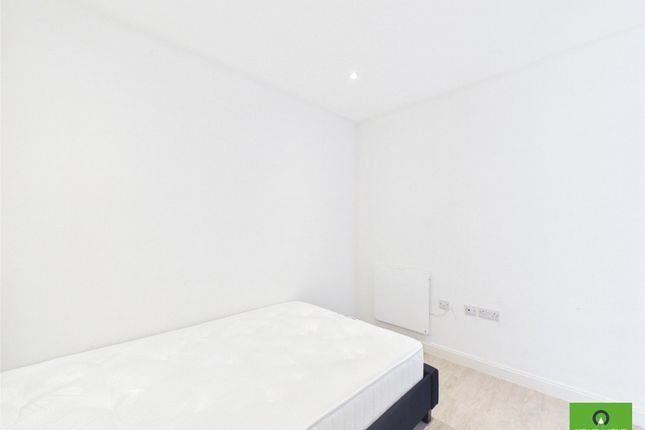 Flat 7, Pelham House, 124, High Street, Hornchurch photo 4