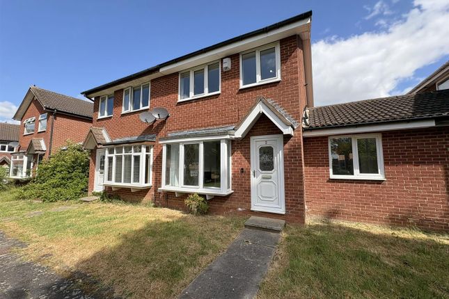 Thumbnail Semi-detached house to rent in Walton Heath, Darlington