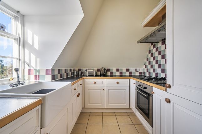 5 Milford House,, Portsmouth Road, Godalming photo 3