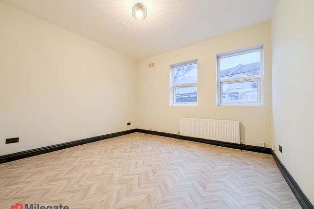 Langdale Road, Greater London photo 3