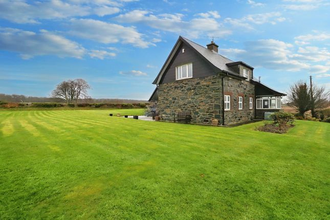 Thumbnail Cottage for sale in Deer Park Road, Portaferry, Newtownards