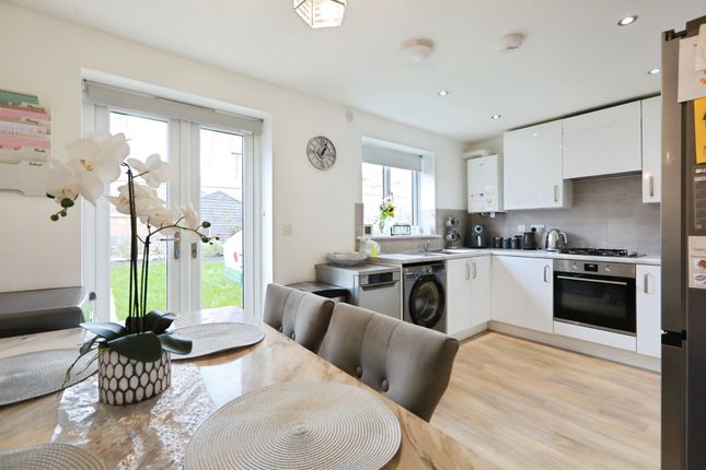 17, Stephens Place, Leamington Spa photo 4