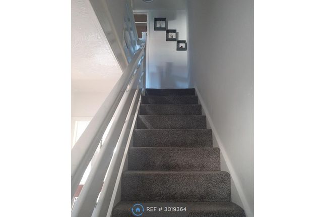 Langstone Close, Aylesbury photo 3