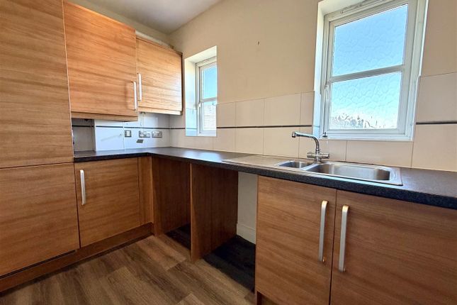 7, Ashmount Mews, Keighley photo 4