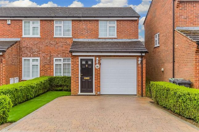 Thumbnail Semi-detached house for sale in Baywell, Leybourne, Kent