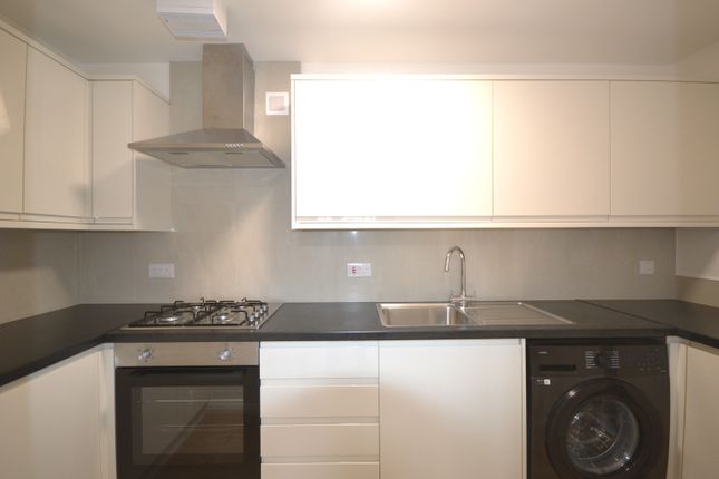 Flat 66 Creswell House, Hirst Crescent, Wembley photo 5
