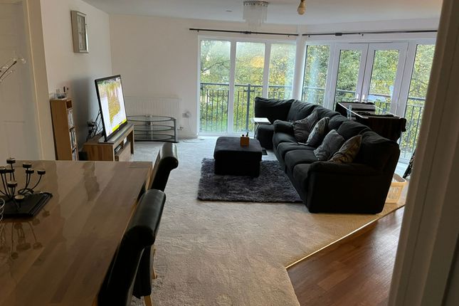 Flat for sale in Railway View, Kettering
