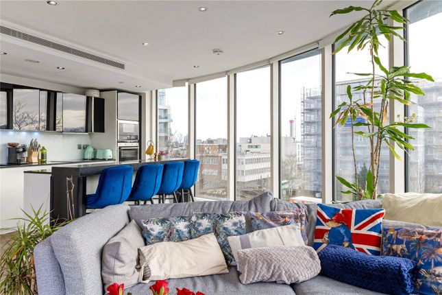 Flat 23 Ireton House, 3, Stamford Square, London photo 4