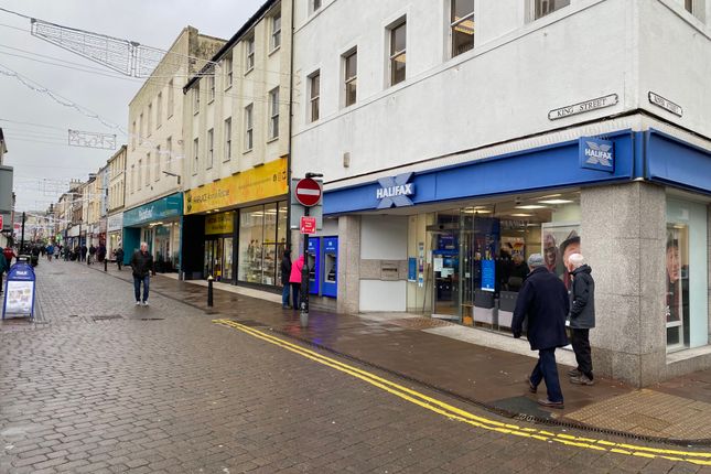 Retail premises to let in King Street, Whitehaven