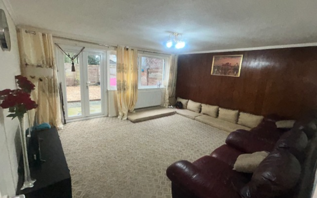 81, Wheatlands, Hounslow photo 2