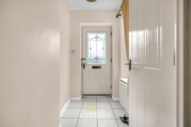 9 Hampton Close, Cleethorpes photo 2