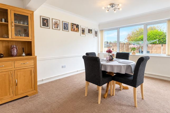 Allens Close, Chelmsford photo 3