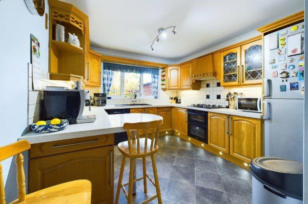 3, Dairy Close, Wimborne photo 3