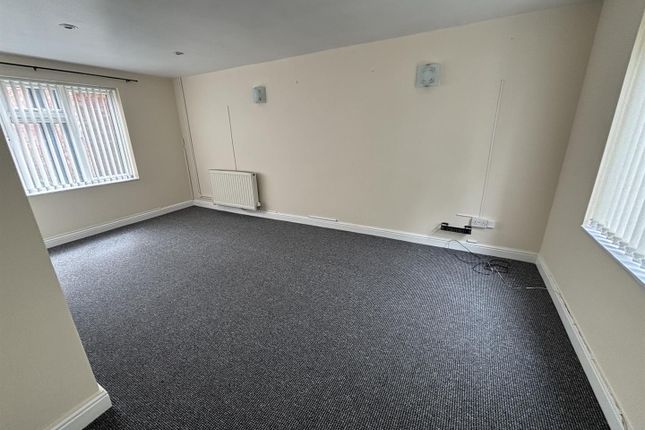 49, Orchard Way, Banbury photo 4