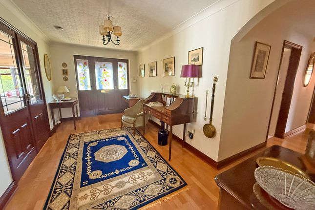 14, Field Close Road, Scarborough photo 2