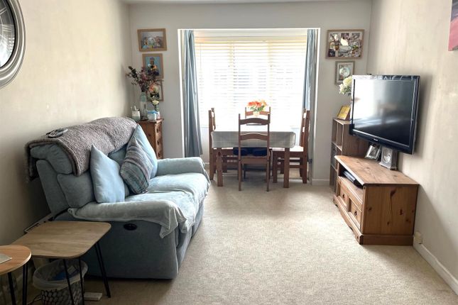 Flat 1, Swanbrook Mews, Kings Road West, Swanage photo 2