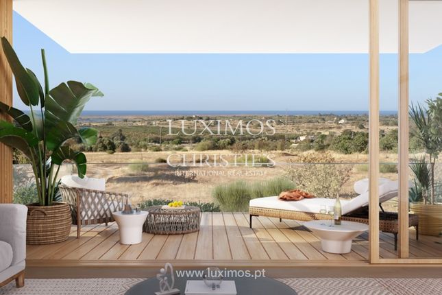 Apartment for sale in 8365 Pêra, Portugal