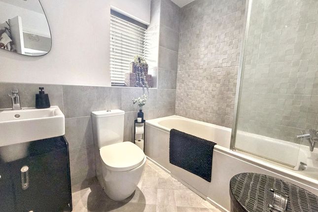 5, Ladyburn Way, Morpeth photo 5