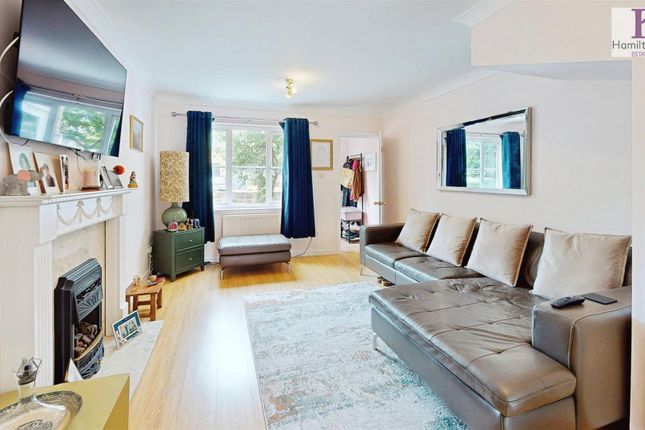 7, Partridge Drive, Bradford photo 3