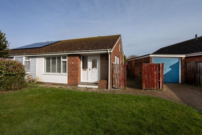 2-bed house on 15, Hawthorn Close, Romney Marsh, £275,000