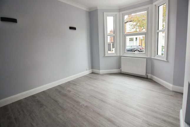 4, Owenite Street, Abbey Wood photo 3