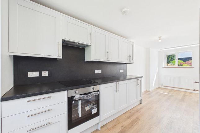 9, Glebelands, Mersham photo 4
