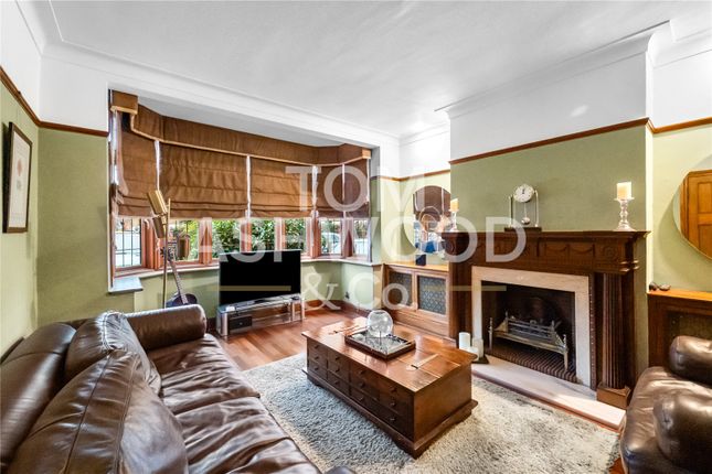 131, Upney Lane, Barking photo 2