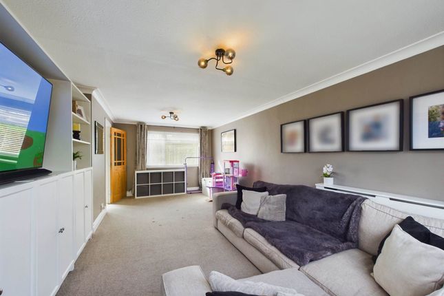 End terrace house for sale in Elmhurst Road, Aylesbury