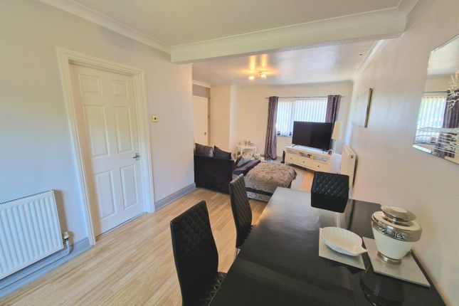 59, Wensleydale Avenue, Blackpool photo 4