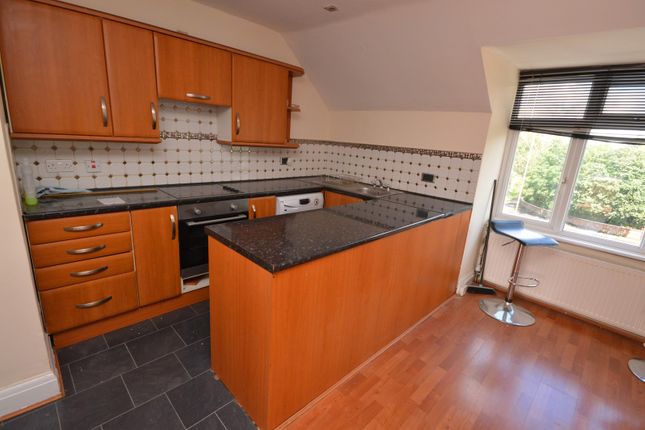Flat to rent in Kingston Road, Ewell, Epsom, Surrey