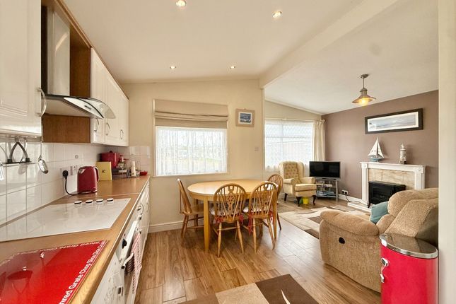 456 Sundowner Chalet, Newport Road, Great Yarmouth photo 4