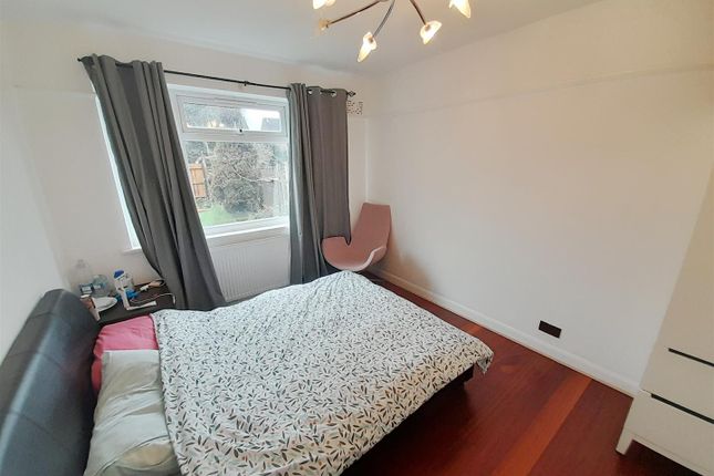 Maisonette for sale in Willow Tree Lane, Yeading, Hayes