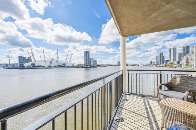 Thumbnail Flat to rent in Cape Henry Court, Canary Wharf, London