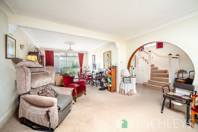 44 Park Way, London photo 4
