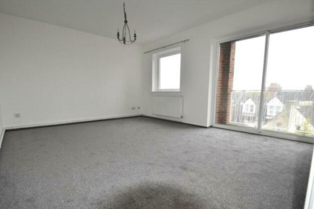 Flat 4 Wiltie Court, 12-14, Wiltie Gardens, Kent photo 4
