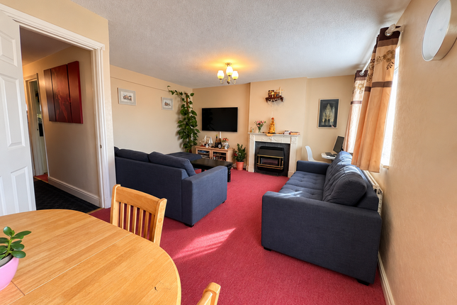 6, Clarkes Road, Wigston photo 3