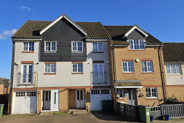 Thumbnail Terraced house for sale in Waterside Close, London