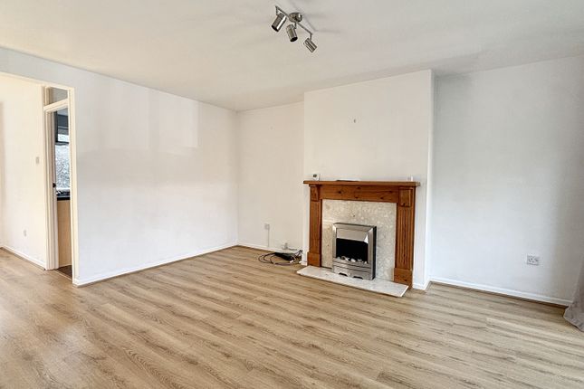 22, Cheviot Way, Ashford photo 4