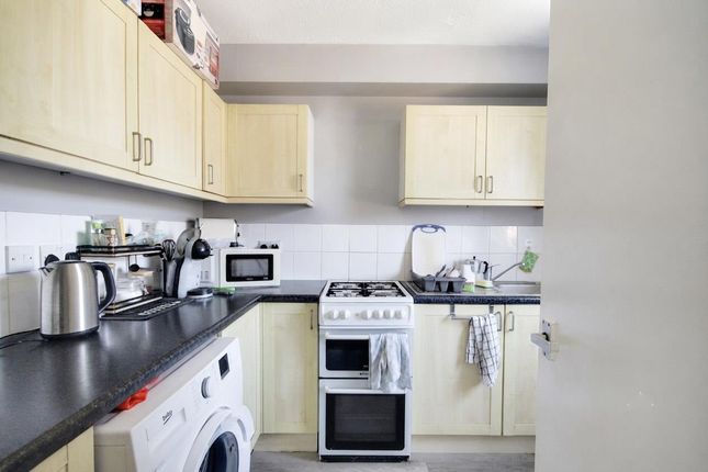 20 Laurier Court, Northcourt Road, Worthing photo 4