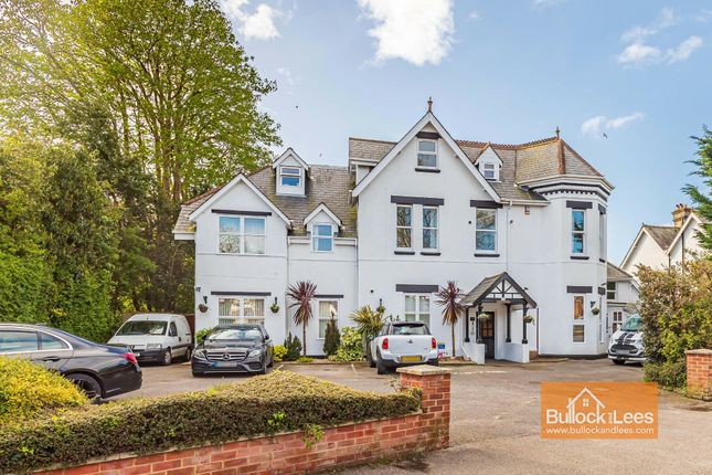 2-bed flat on Flat 2, Worcester Lodge, Bournemouth, £260,000