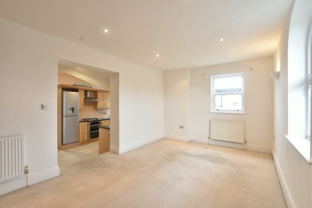 Flat 10, 41 Park Crescent, Merseyside photo 3