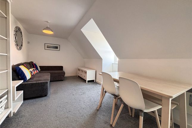 Flat 6, St. Nicholas Court,, Warren Street, Pembrokeshire photo 3