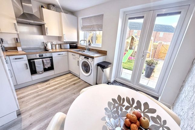24, Baroney Way, Cramlington photo 3