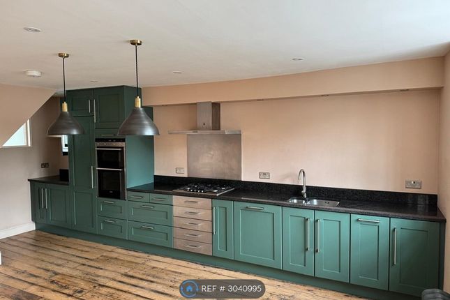 The Clock House Flat, Stafford Mill London Road Thrupp, Stroud photo 5