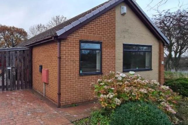 Thumbnail Bungalow to rent in William Bradford Close, Austerfield, Doncaster
