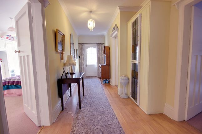 22, The Leases, Beverley photo 2