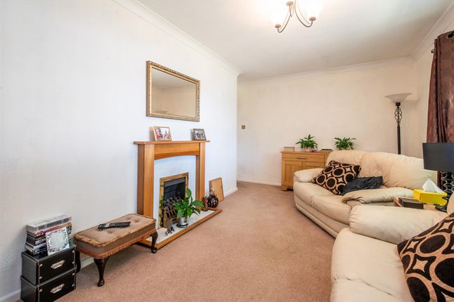 2, The Flats, Derwent Road, Chorley photo 4