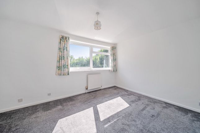3, Linnets Way, Hampshire photo 3